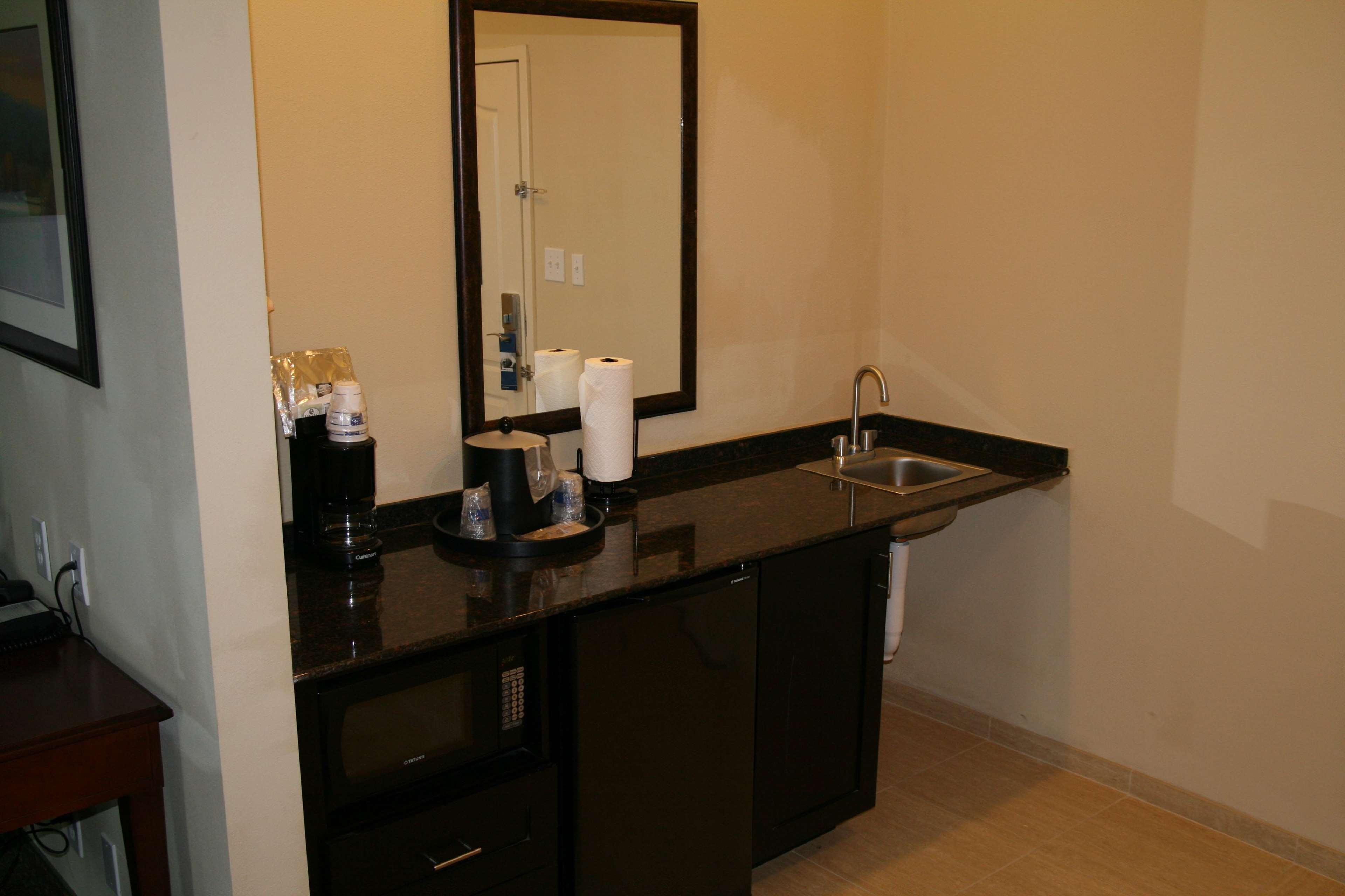 Hampton Inn Kilgore Oda fotoğraf